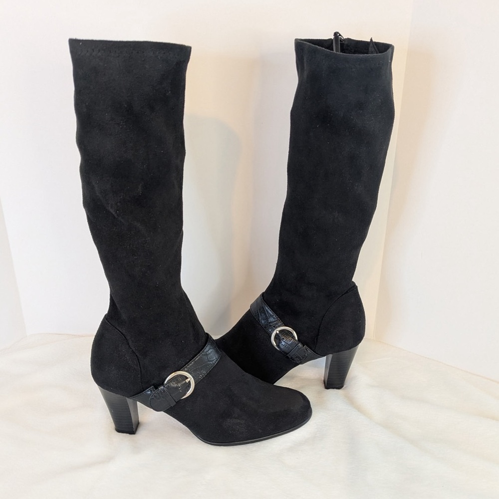 Gorgeous Black Stack Heel Women’s Boots Size 8